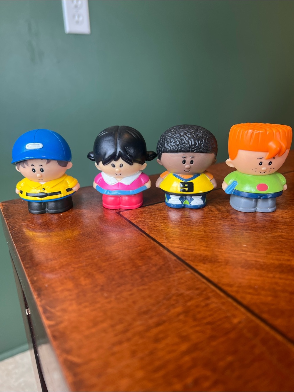Little tikes Chunky People Figures Toddle tots Fun toy Lot of 4